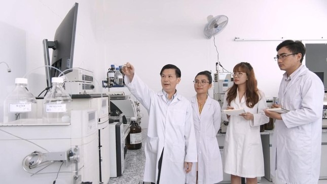 Chuyển giao công nghệ ứng dụng hoạt chất Caryotin vào Khương Thảo Đan Gold ảnh 3