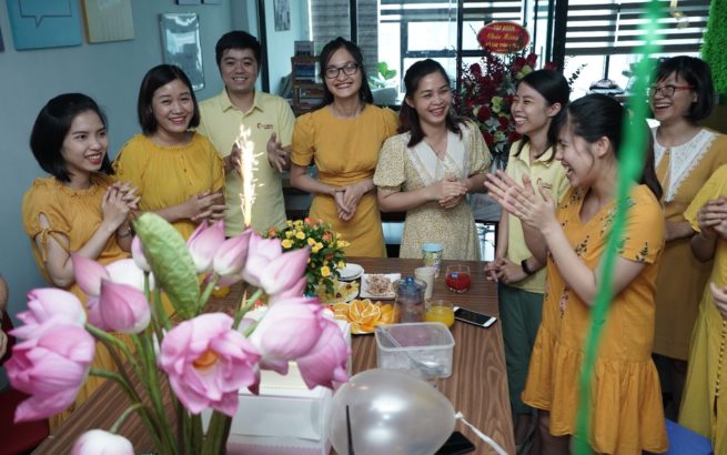 Nhà Hổ đón tuổi lên 3 bằng sắc vàng rực rỡ