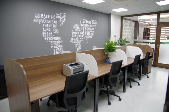 Văn phòng mới ngập cây xanh và ánh sáng của Thái Minh
